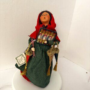 The Carolers Byers Choice 2004 Cries of London Woman selling Party Poppers Candy